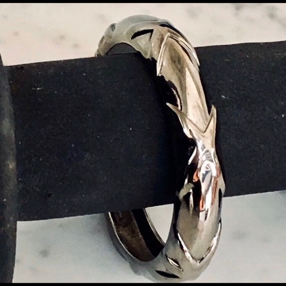 Gunmetal Hinged Bracelet from Nordstrom - Picture 4 of 8